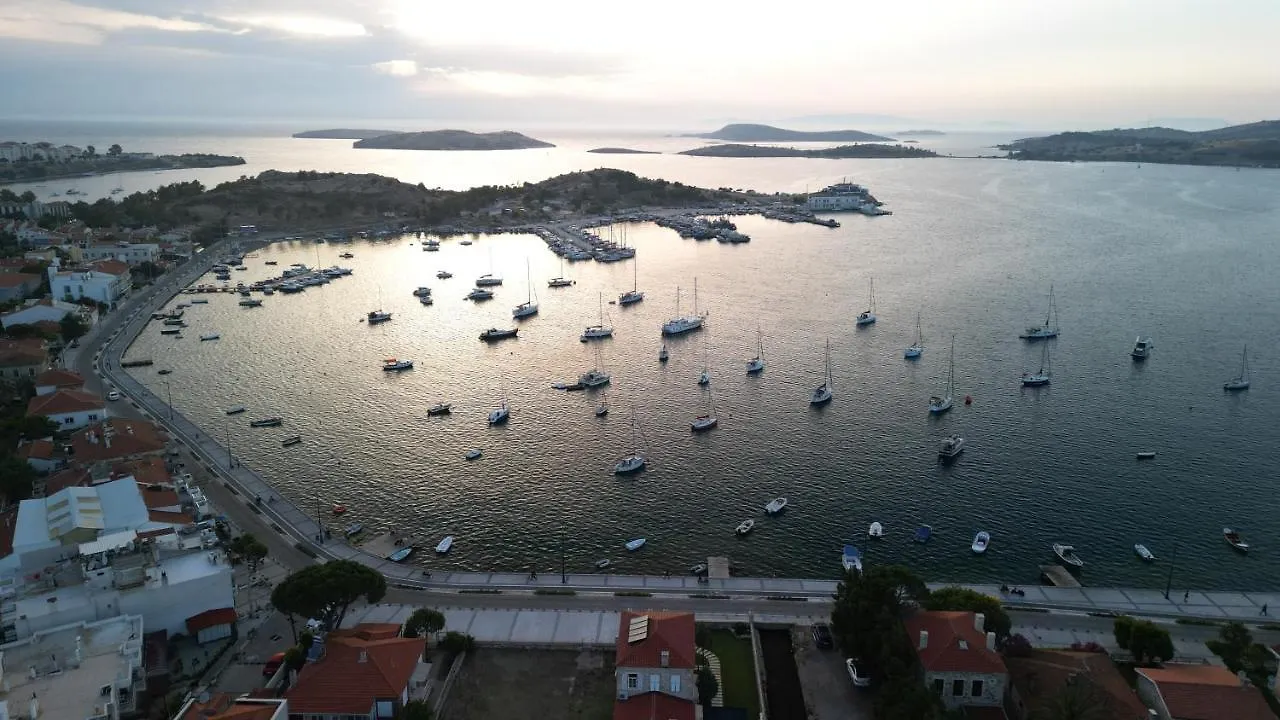 Bed & Breakfast Limon Pansiyon Foca