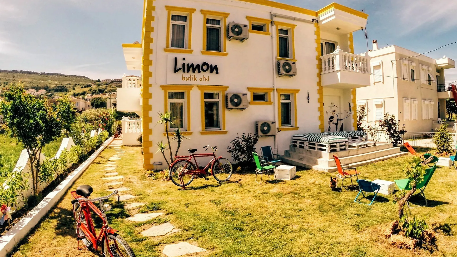 Limon Pansiyon Foca Bed & Breakfast
